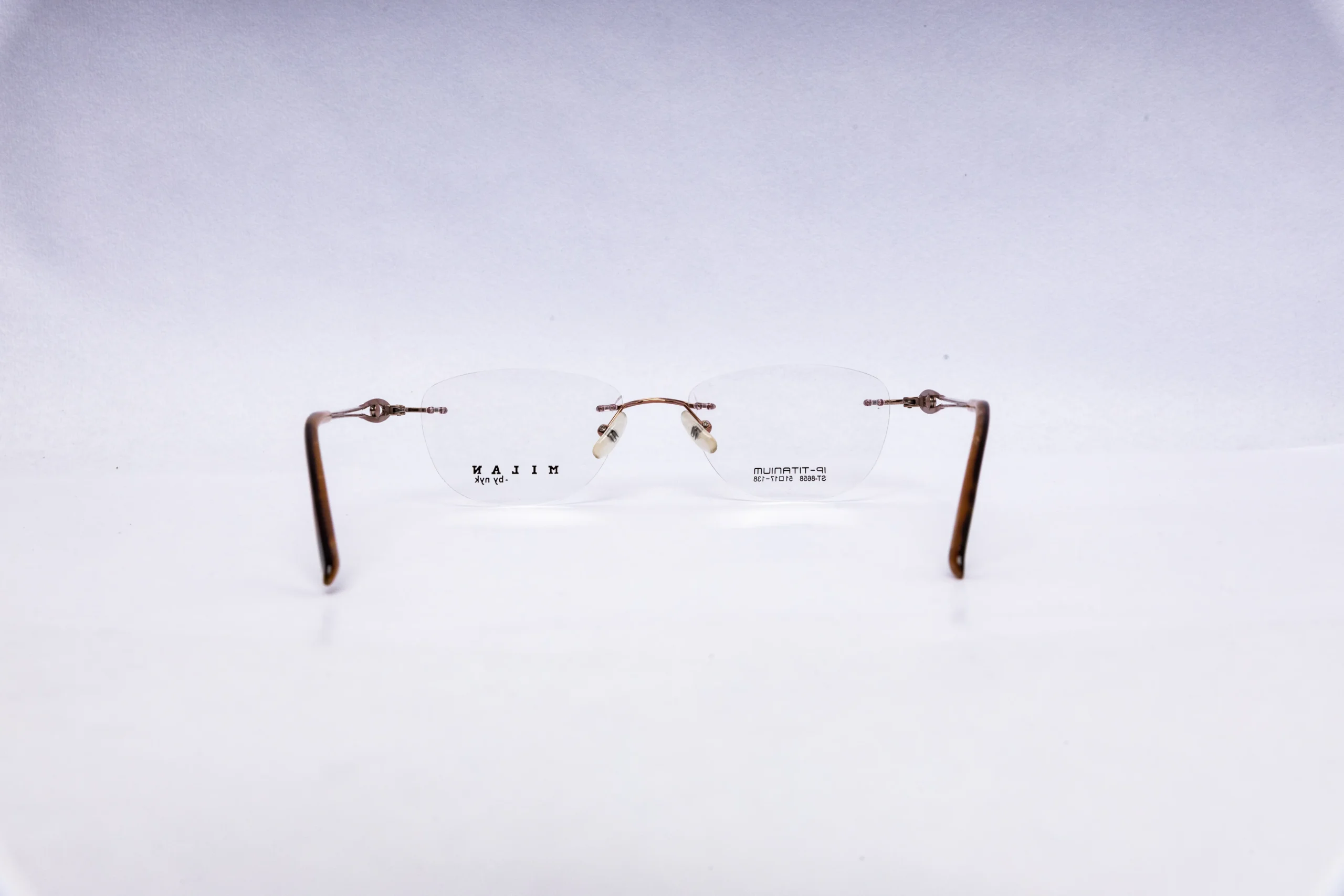 MILAMO Round Gold Eyeglasses - Image 3